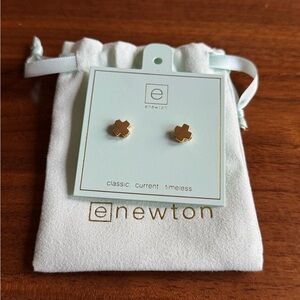 eNewton Gold Cross Stud Earrings